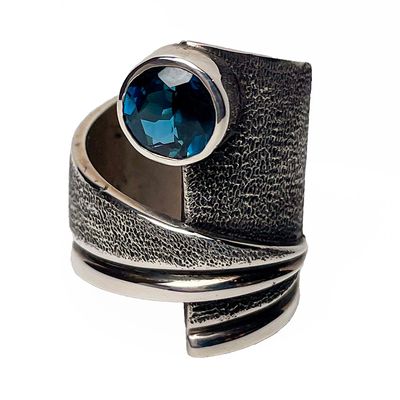 SILVER OXIDIZED BLUE ZIRCON WRAP RING