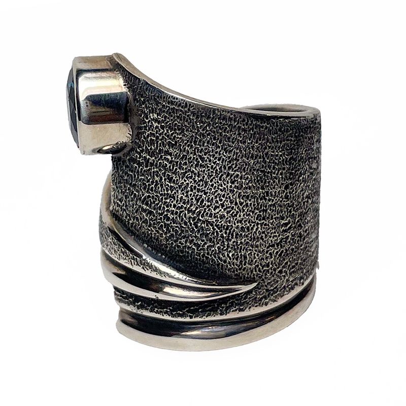 SILVER OXIDIZED BLUE ZIRCON WRAP RING