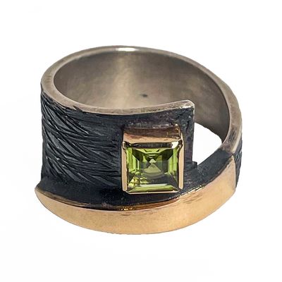 SILVER/14K OXIDIZED PERIDOT WRAP RING