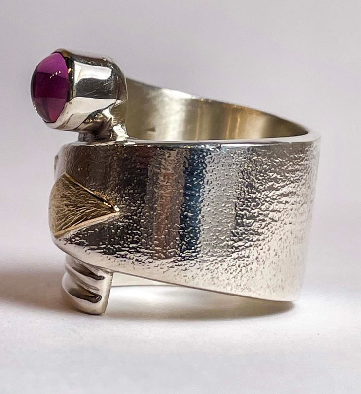 *SILVER/GOLD SAPPHIRE WRAP RING-7.5