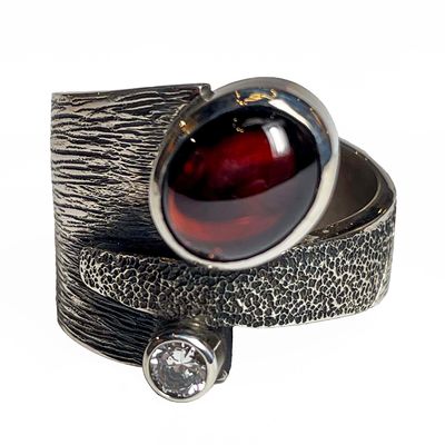 SILVER OXIDIZED GARNET &amp; CZ WRAP RING