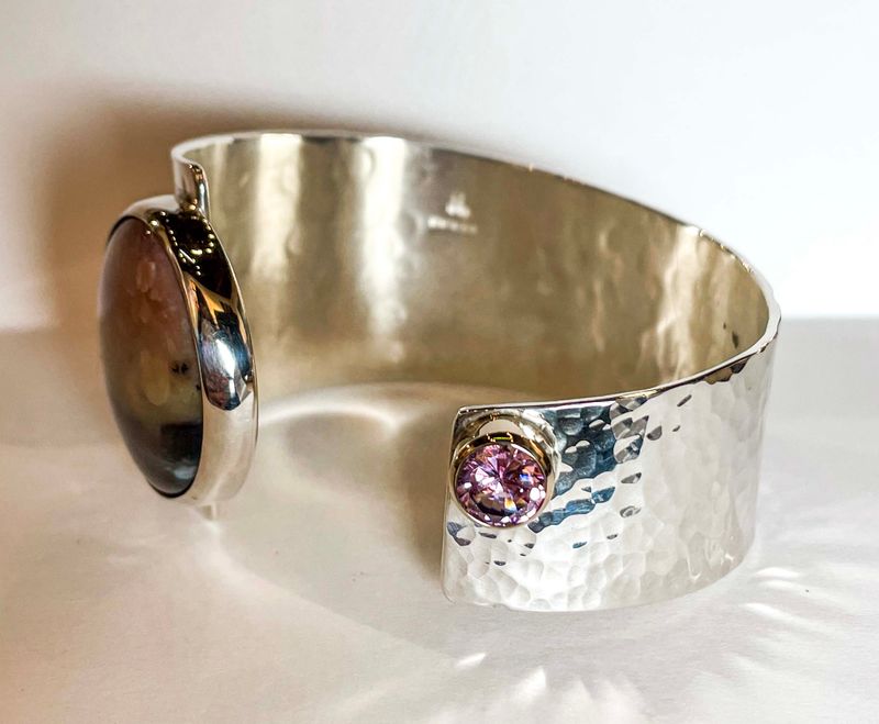 SS/14KT HMRD ASYM CUFF BRACELET W/JASPER &amp; PNK CZ