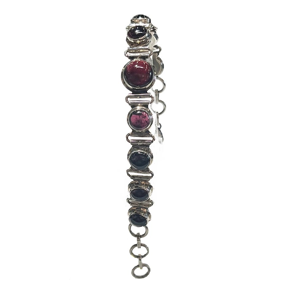 SILVER ROUND GARNET LINK BRACELET