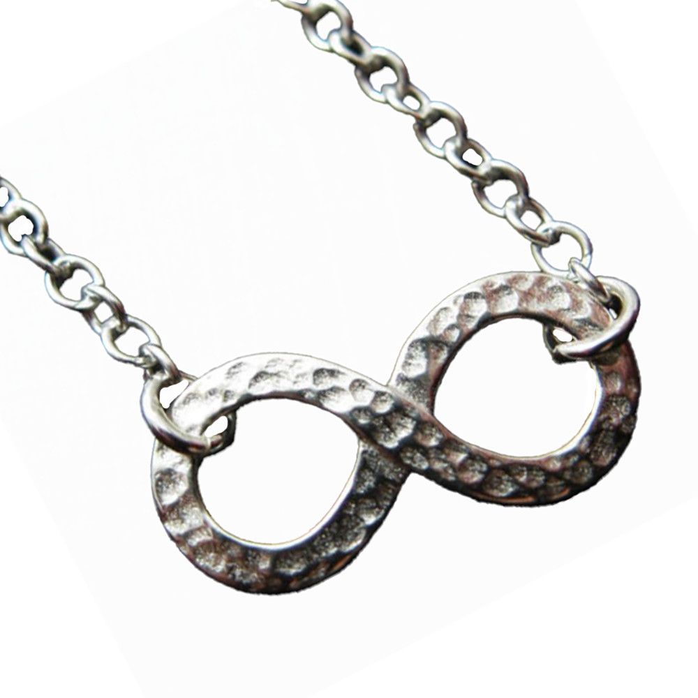 SILVER HAMMERED INFINITY NECKLACE
