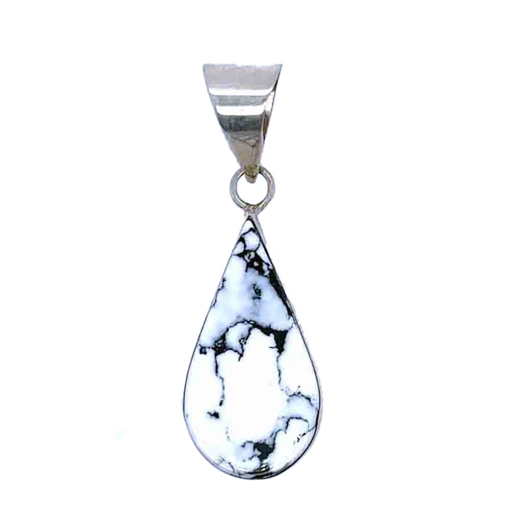 SILVER WHITE BUFFALO PENDANT NAVAJO - LARRY CASTLILLO