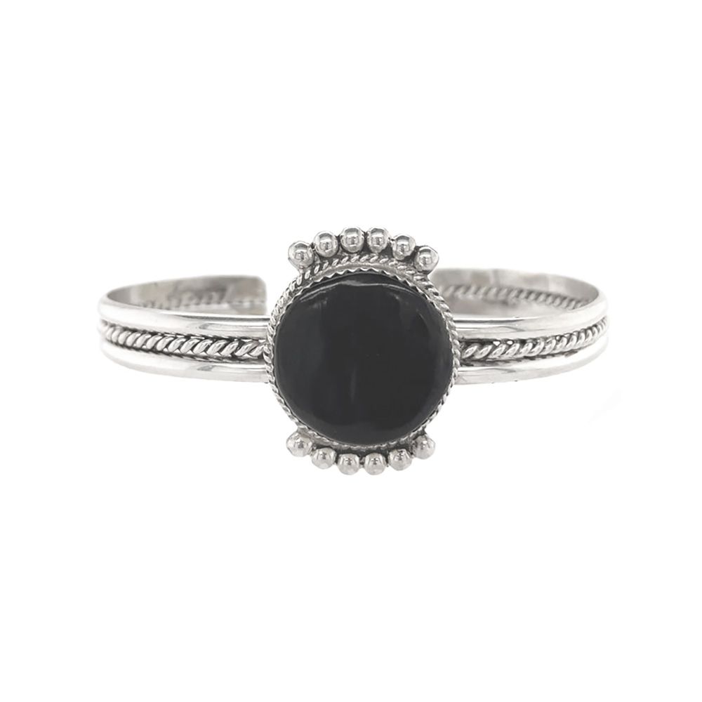 SILVER ONYX CUFF BRACELET  ZUNI-KALANA HUSTITO