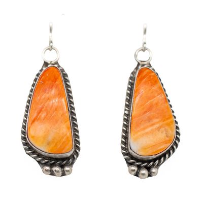 SILVER SPINY OYSTER EARRINGS NAVAJO - JUDITH DIXON