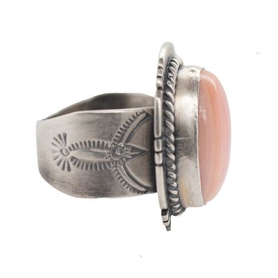 SILVER OVAL PINK CONCH RING - NAVAJO - J. PIASO JR. - SIZE 8