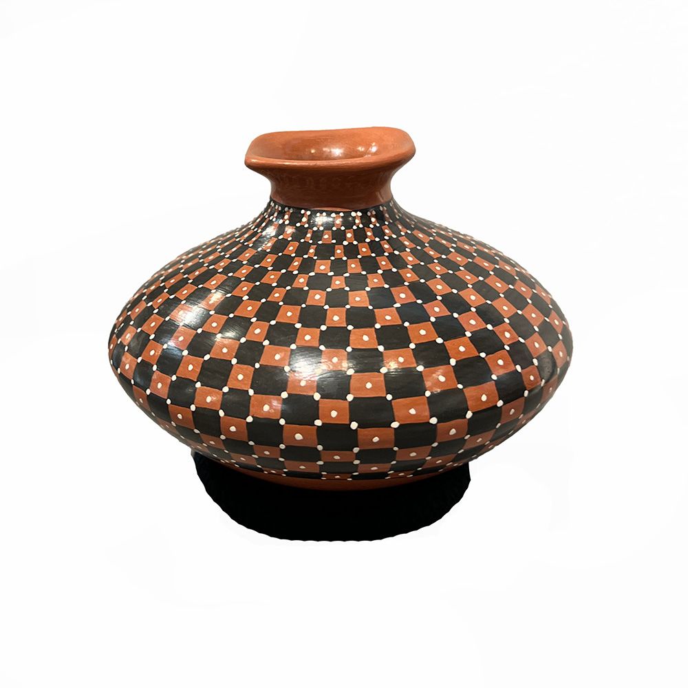 MATA ORTIZ SMALL RED &amp; BLACK SWIRL - 4.5 x 5