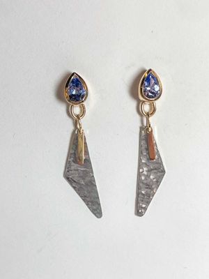 14K/SILVER HAMMERED DANGLE W/TANZANITE POST EARRINGS