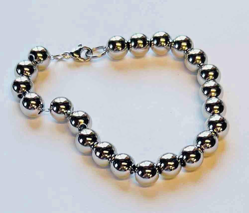 SILVER STAINLESS 8MM BALL BRACELET, Size: 7"