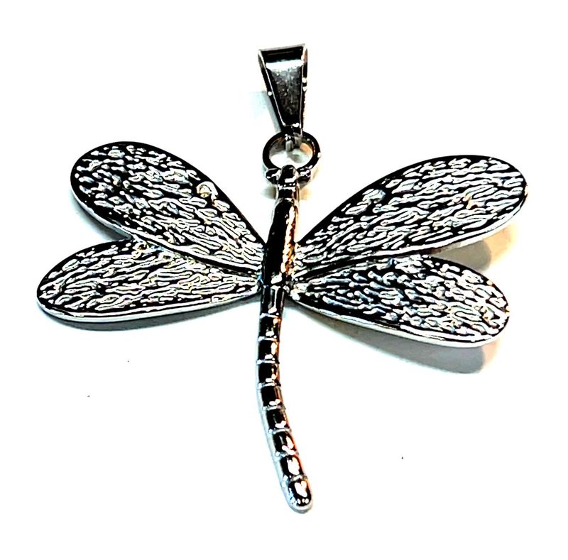 SILVER STAINLESS TEXTURED DRAGONFLY PENDANT