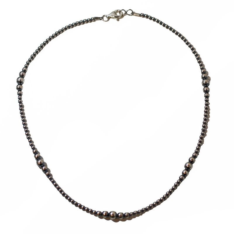 SILVER HANDSTRUNG  3-6MM NAVAJO PEARL NECKLACE 18"