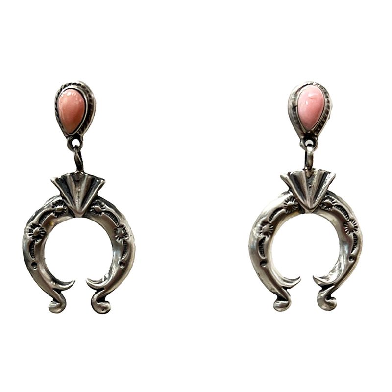 SILVER PINK CONCH EARRINGS NAVAJO - ANNETTE CHIQITO