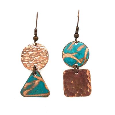 COPPER PATINA &amp; HAMMERED MISMATCHED LINKED EARRINGS