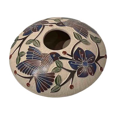 MATA ORTIZ HAND CARVED HUMMINGBIRD - 3.5 x 6