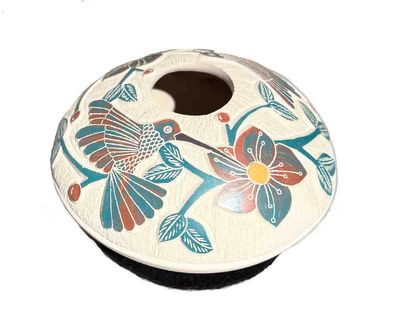 MATA ORTIZ FLOWER &amp; HUMMINGBIRD POT - 2 x 4.5