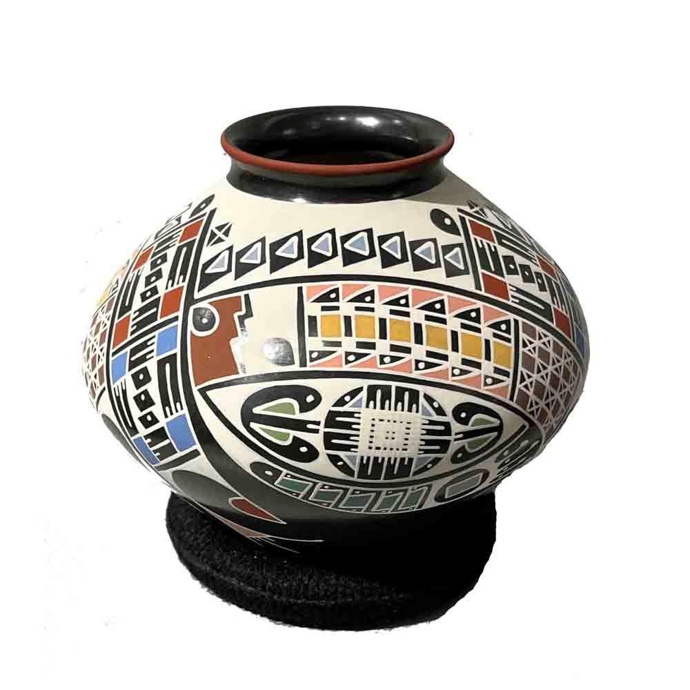 MATA ORTIZ PAINTED GEO SHAPES POT 4  x  5