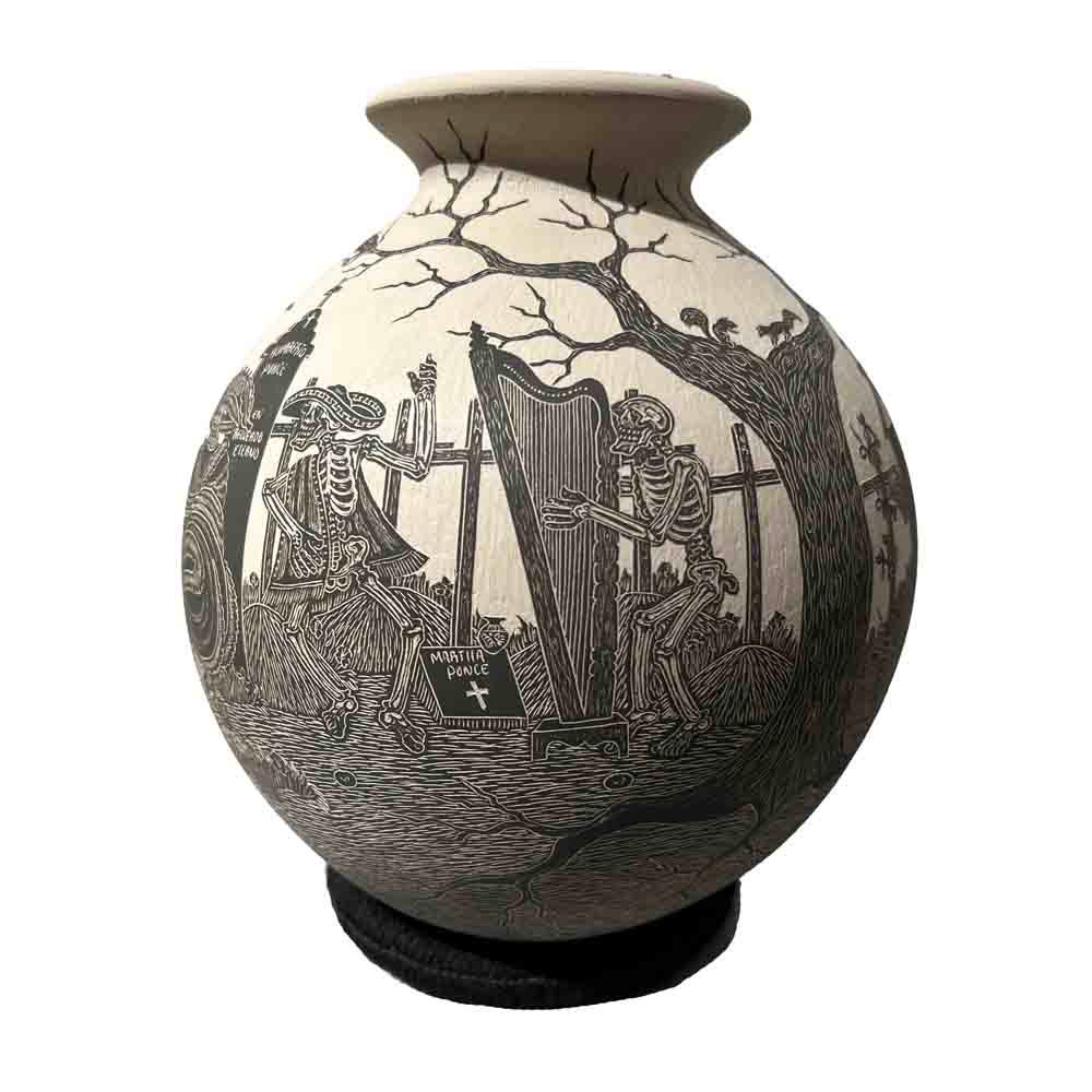 MATA ORTIZ DAY OF THE DEAD VASE - 7 x 6.5