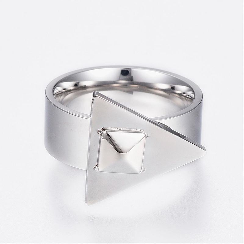 SILVER STAINLESS TRIANGLE RING