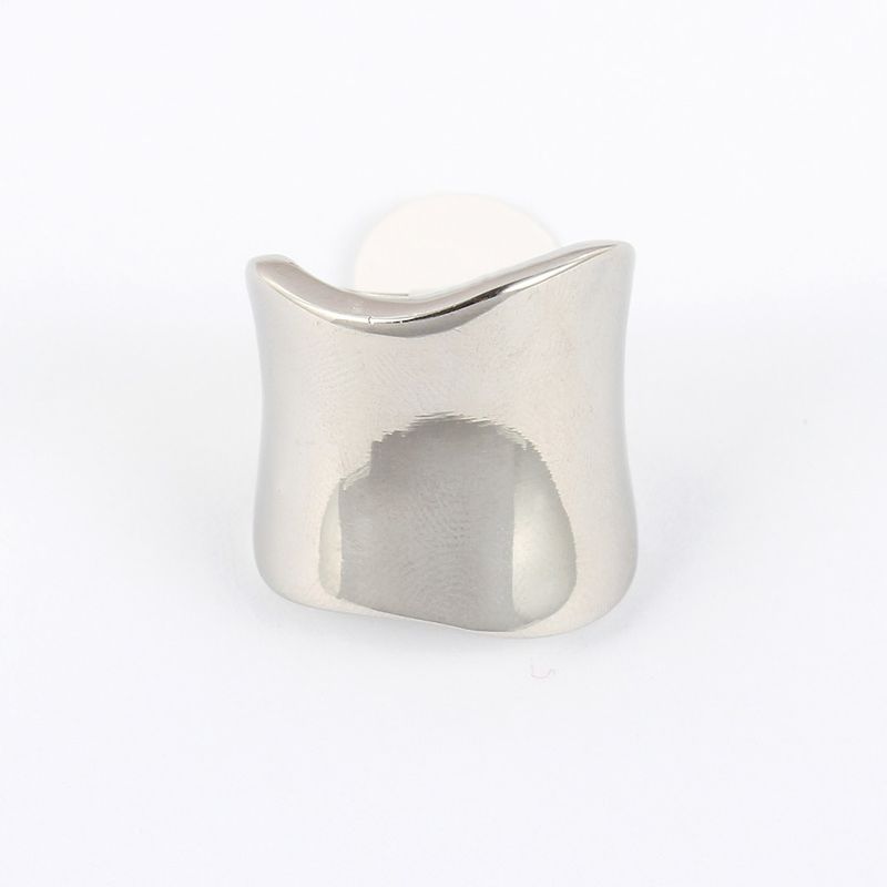 SILVER STAINLESS SMOOTH WAVE RING