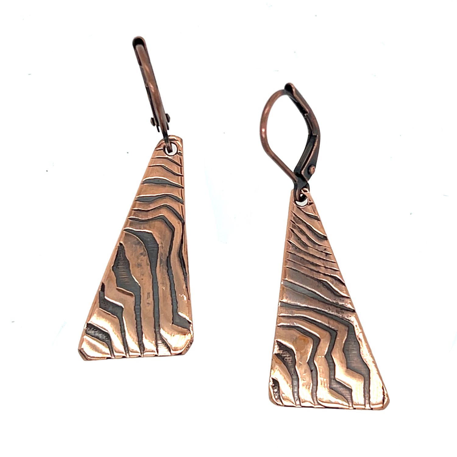 COPPER OXIDIZED ROLLED ENERGY WAVE TRI EARRINGS