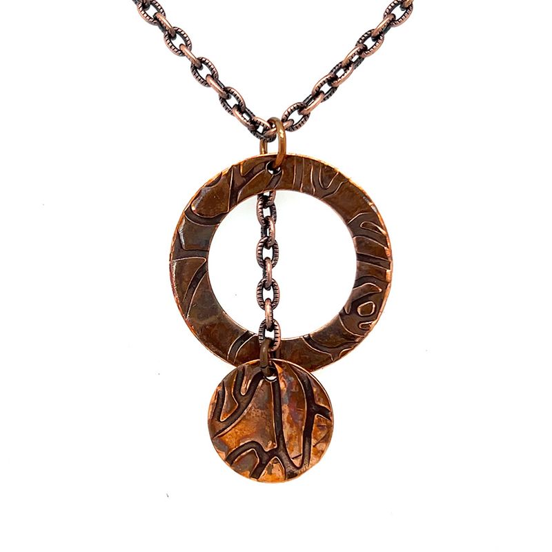 COPPER OXIDIZED ROLLED ROSE TEXTURE DOUBLE CIRCLE NECKLACE