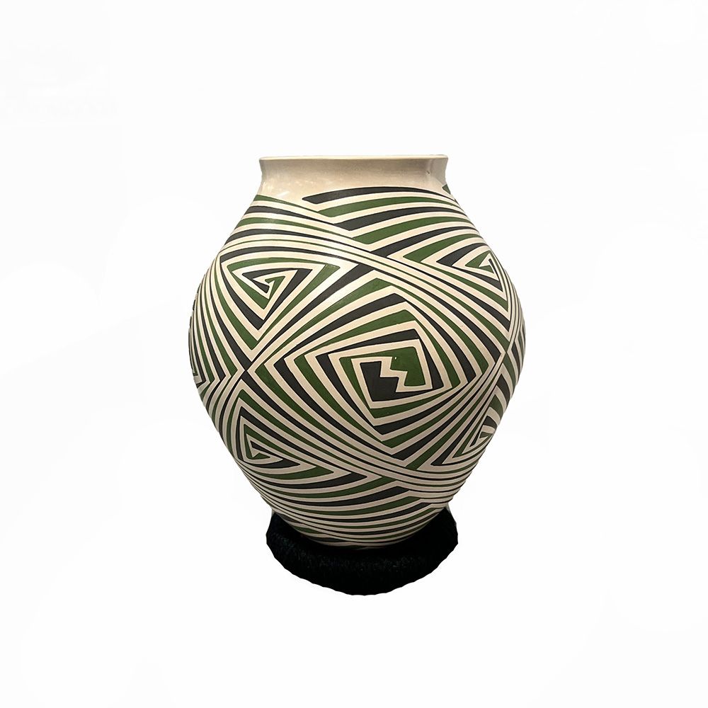 MATA ORTIZ GREEN &amp; BLACK GEO VASE - 7 x 5