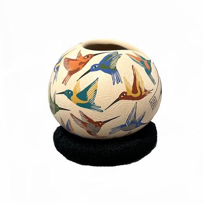 MATA ORTIZ SM TEARDROP HUMMINGBIRD POT - 4 x 3.5