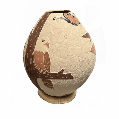 MATA ORTIZ CARVED ANIMALS VASE - 9 x  6