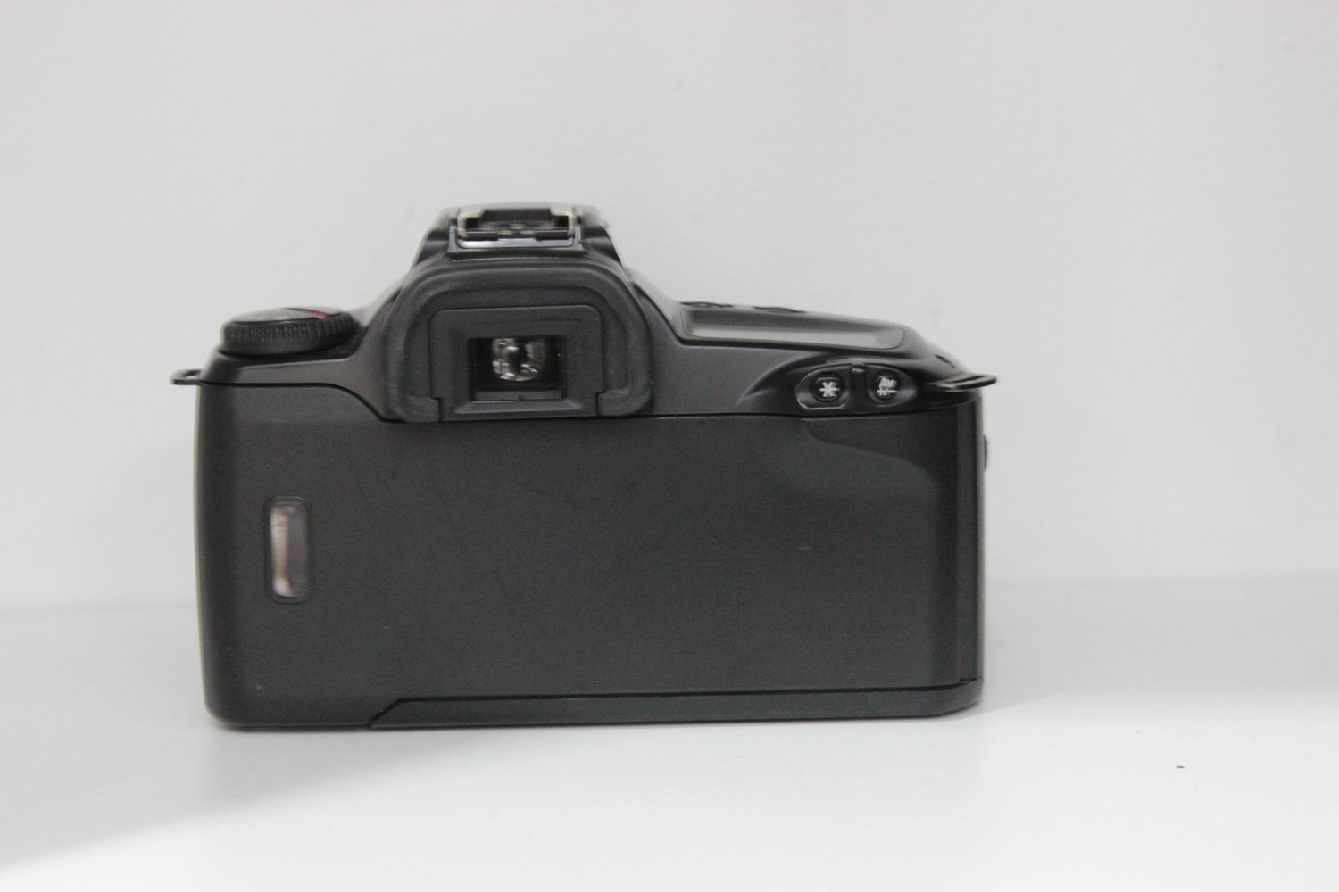 Canon EOS 3000