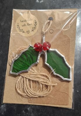 Holly Gift Tag