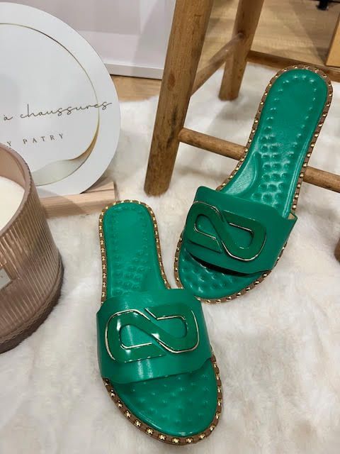 Claquettes verte MERIDA Claquettes verte MERIDA