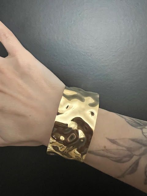Bracelet manchette doré