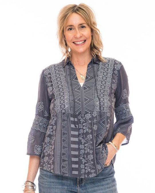 Nikhila Bella Geo Blouse