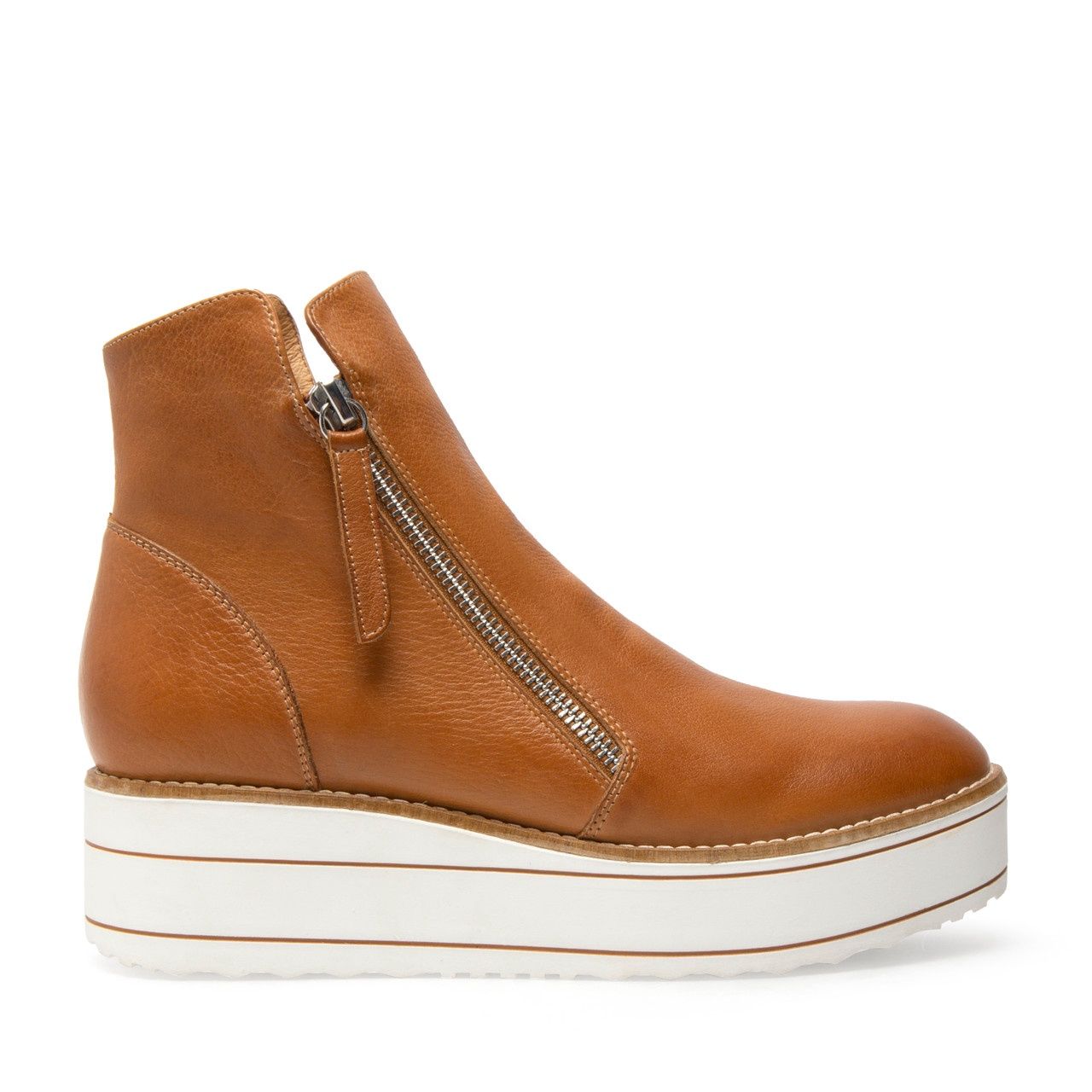 Nene Boot