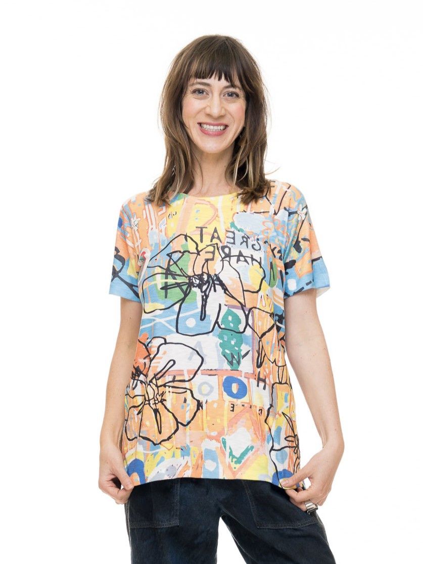 City Scoop Neck Tee