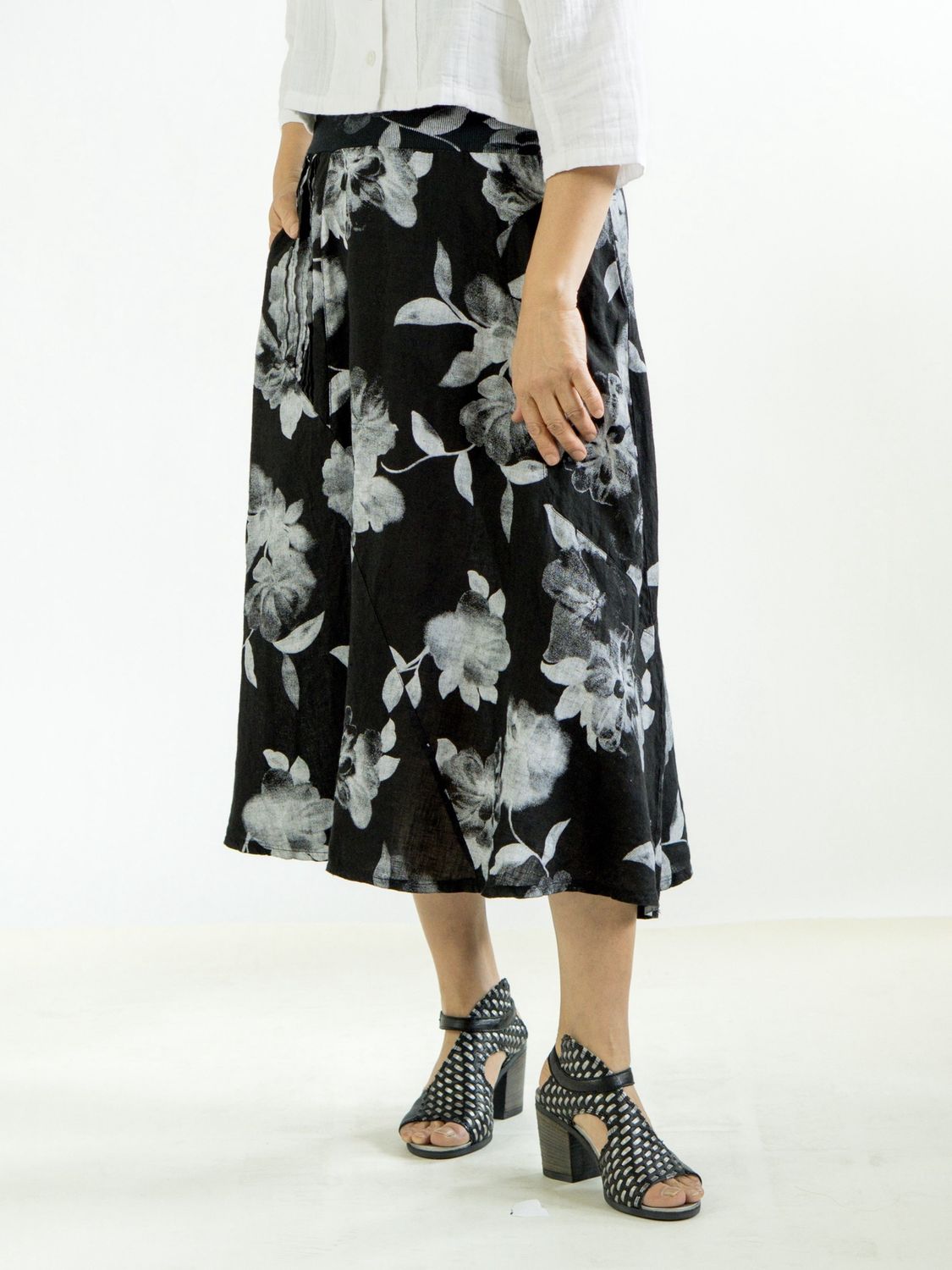 Floralgram Skirt