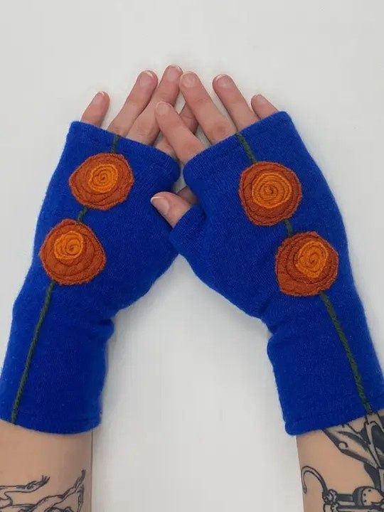 Fingerless Cashmere Double Rose Glove (multiple colors)