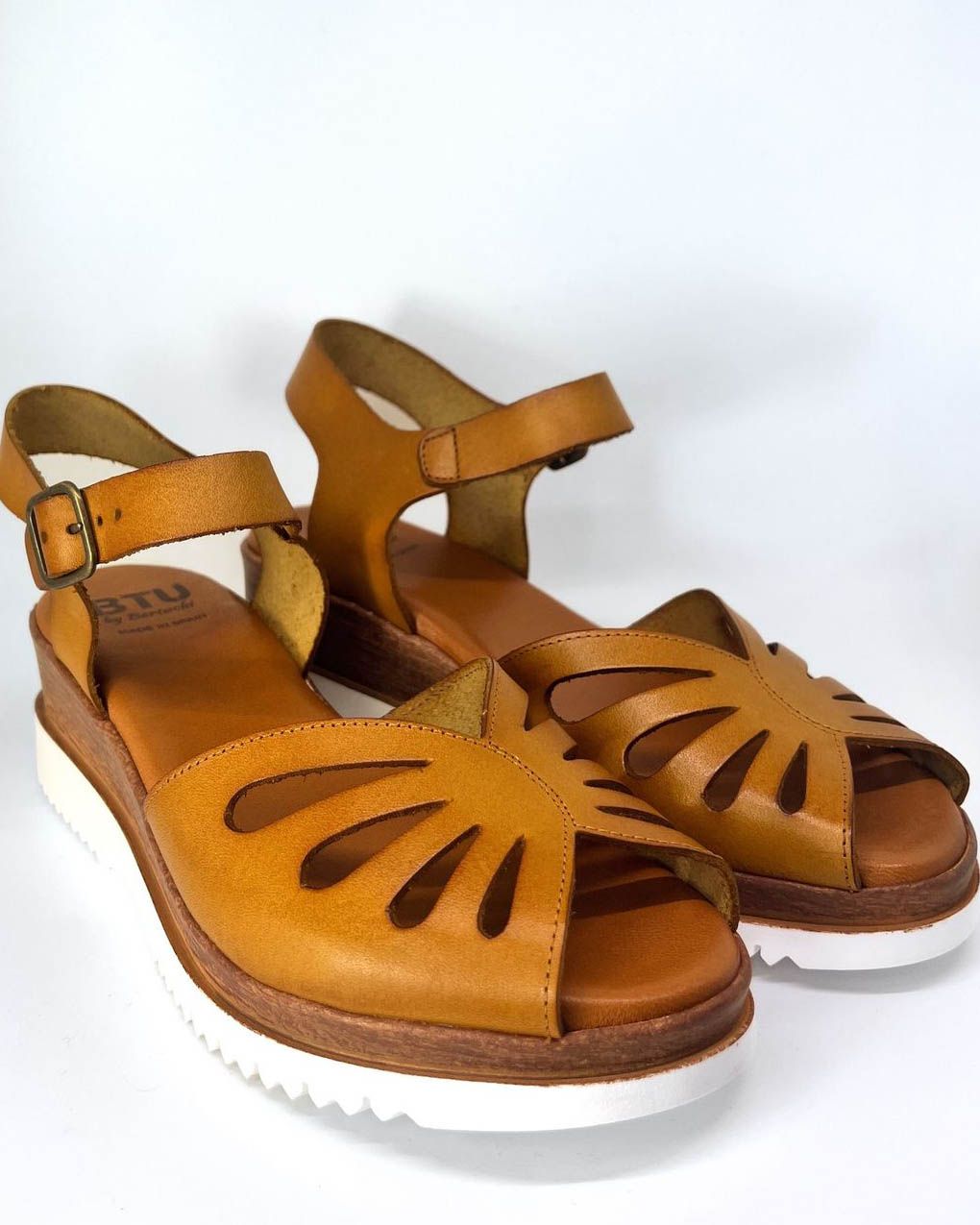 Carmen Sandal