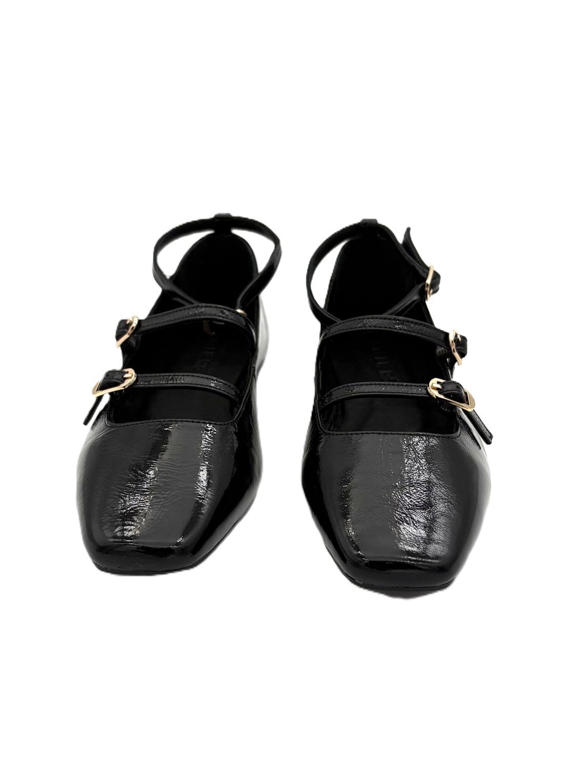Carri Flat