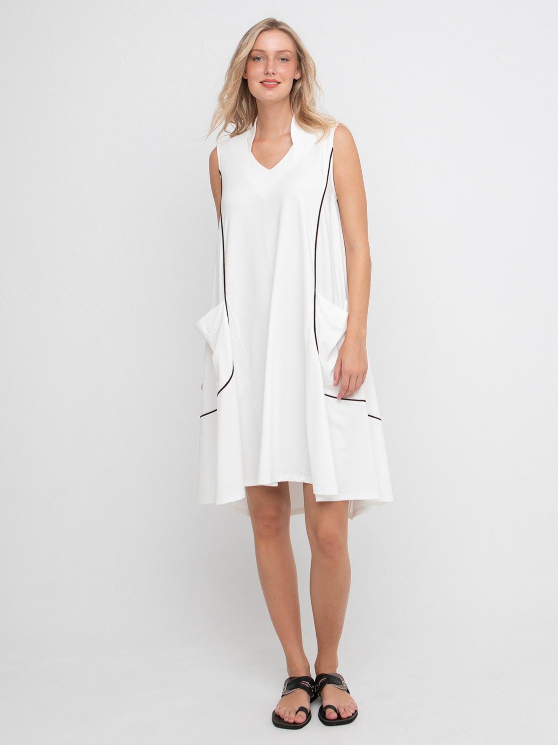 Contrast Stitch Sleeveless Dress