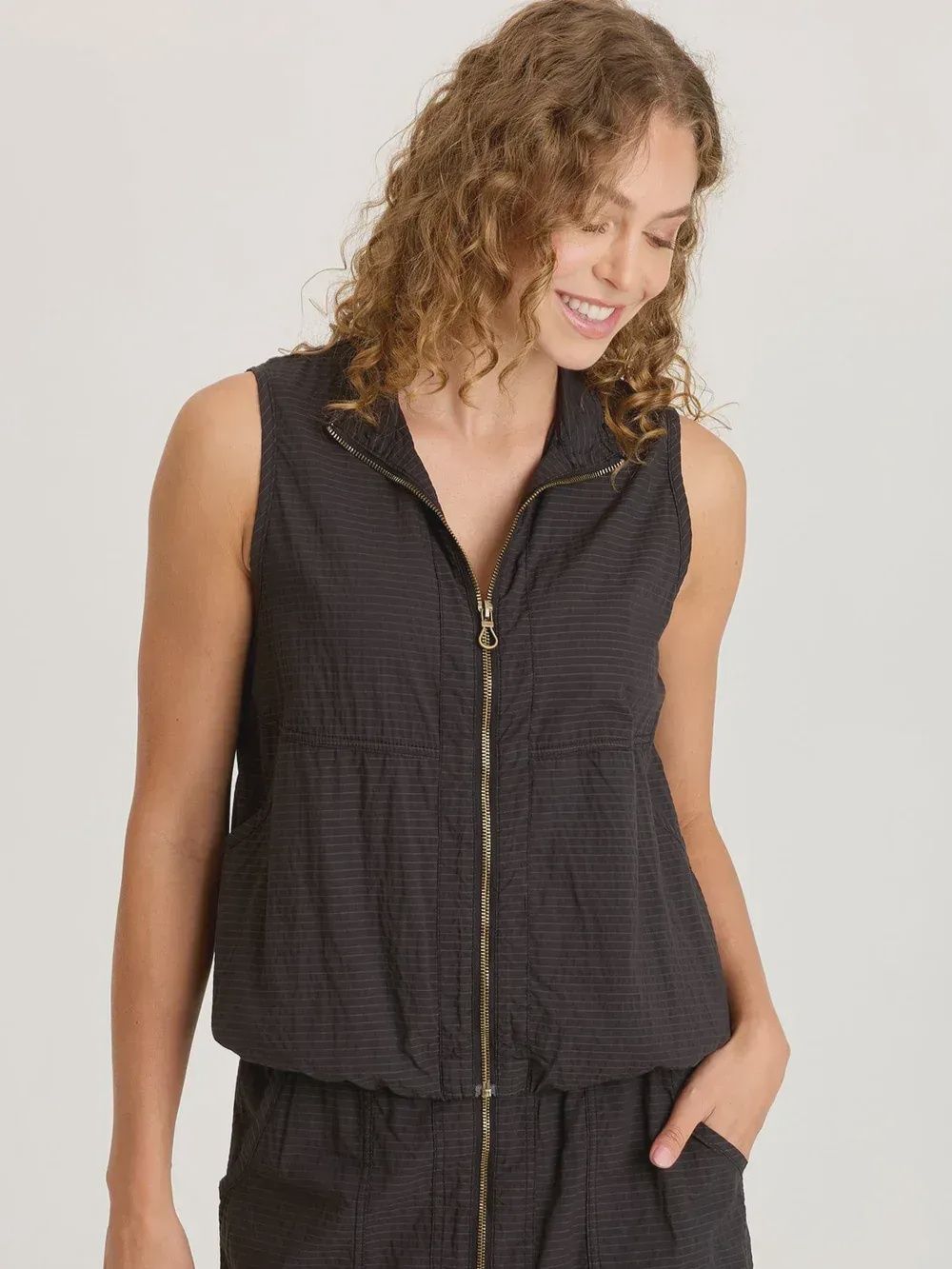 Tallis Vest