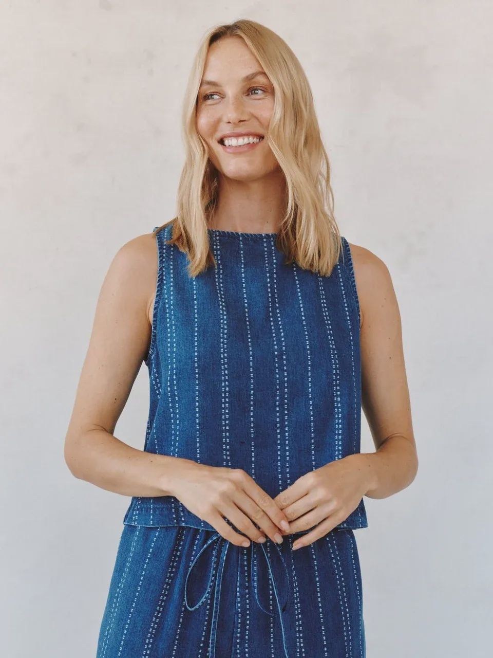 Sleeveless Button Back Top