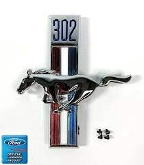 1968 Mustang LH 302 running horse (B)
