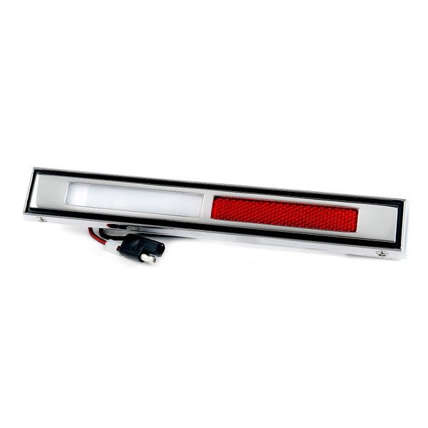 1969-70 Mustang Deluxe courtesy door light RH