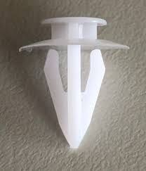 XR-XD Falcon door trim clips x10
