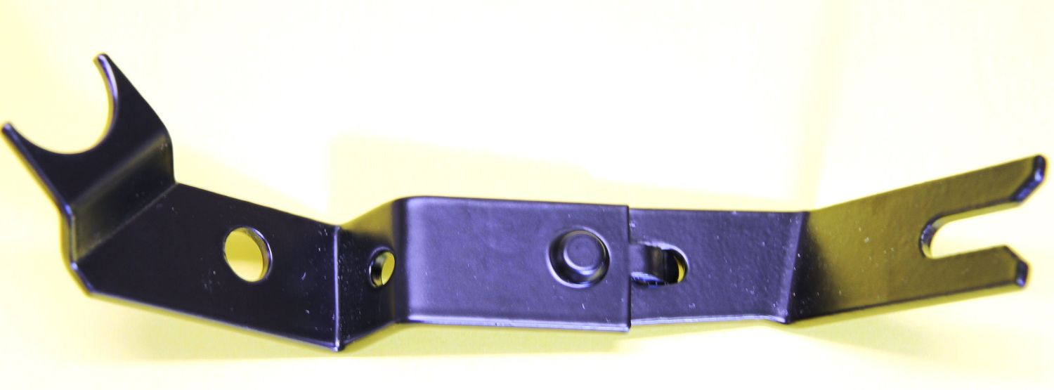 XY GT Falcon shaker support bracket