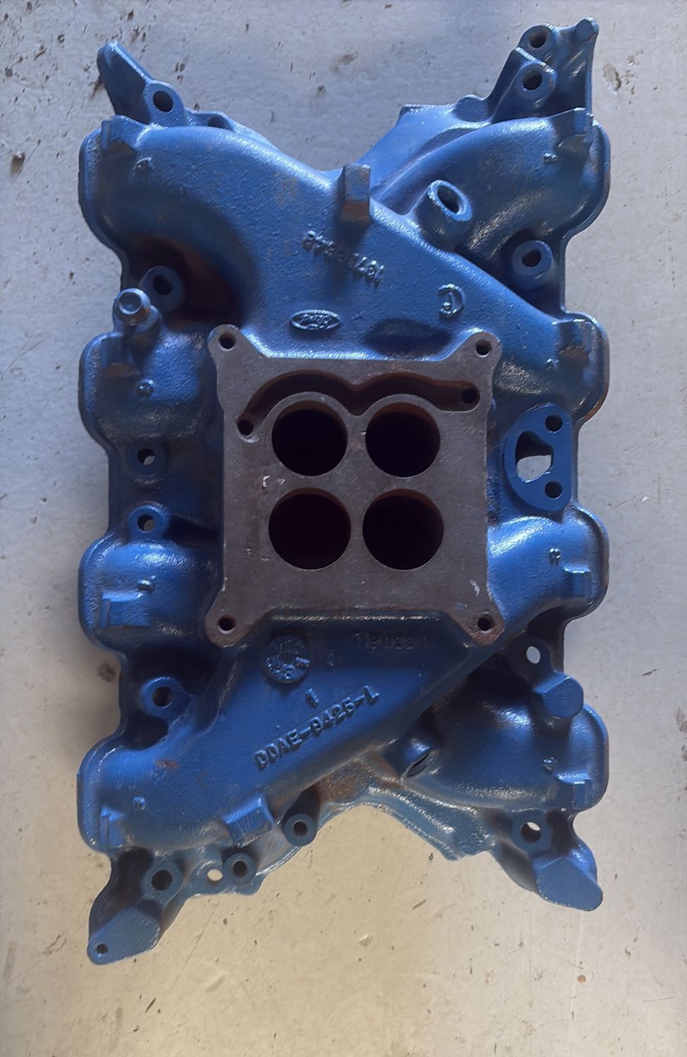 1970-71 FORD 351 CLEVELAND 4V 4 BARREL CAST IRON INTAKE MANIFOLD DOAE-9425-L