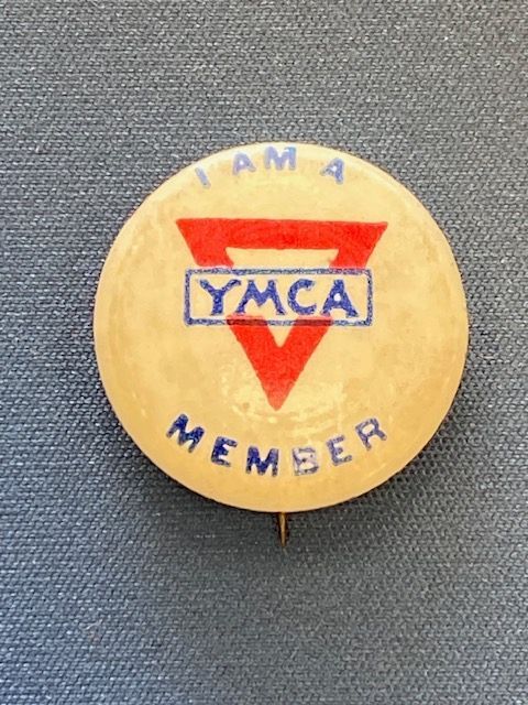 Vintage YMCA “I Am A Member” Advertising Pin / Button
